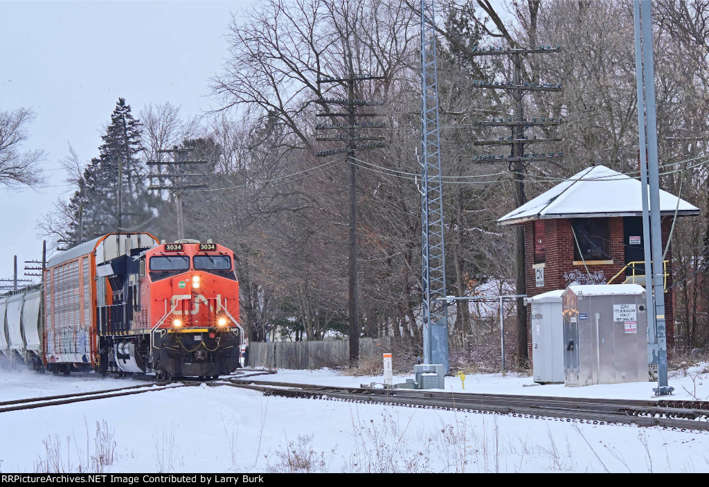 CN crossing LSRC 